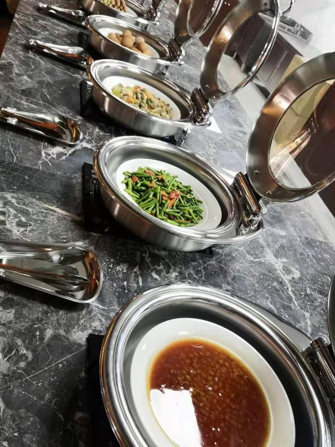 Baoying Jinling Hotel Buitenkant foto